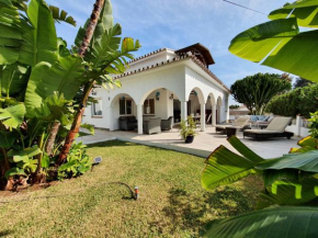 Casa Blue Vista - villa & guestroom